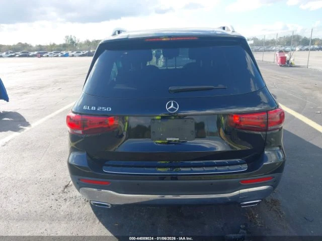 Mercedes-Benz GLB 250, снимка 14 - Автомобили и джипове - 53271932