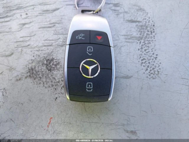 Mercedes-Benz GLB 250, снимка 12 - Автомобили и джипове - 53271932