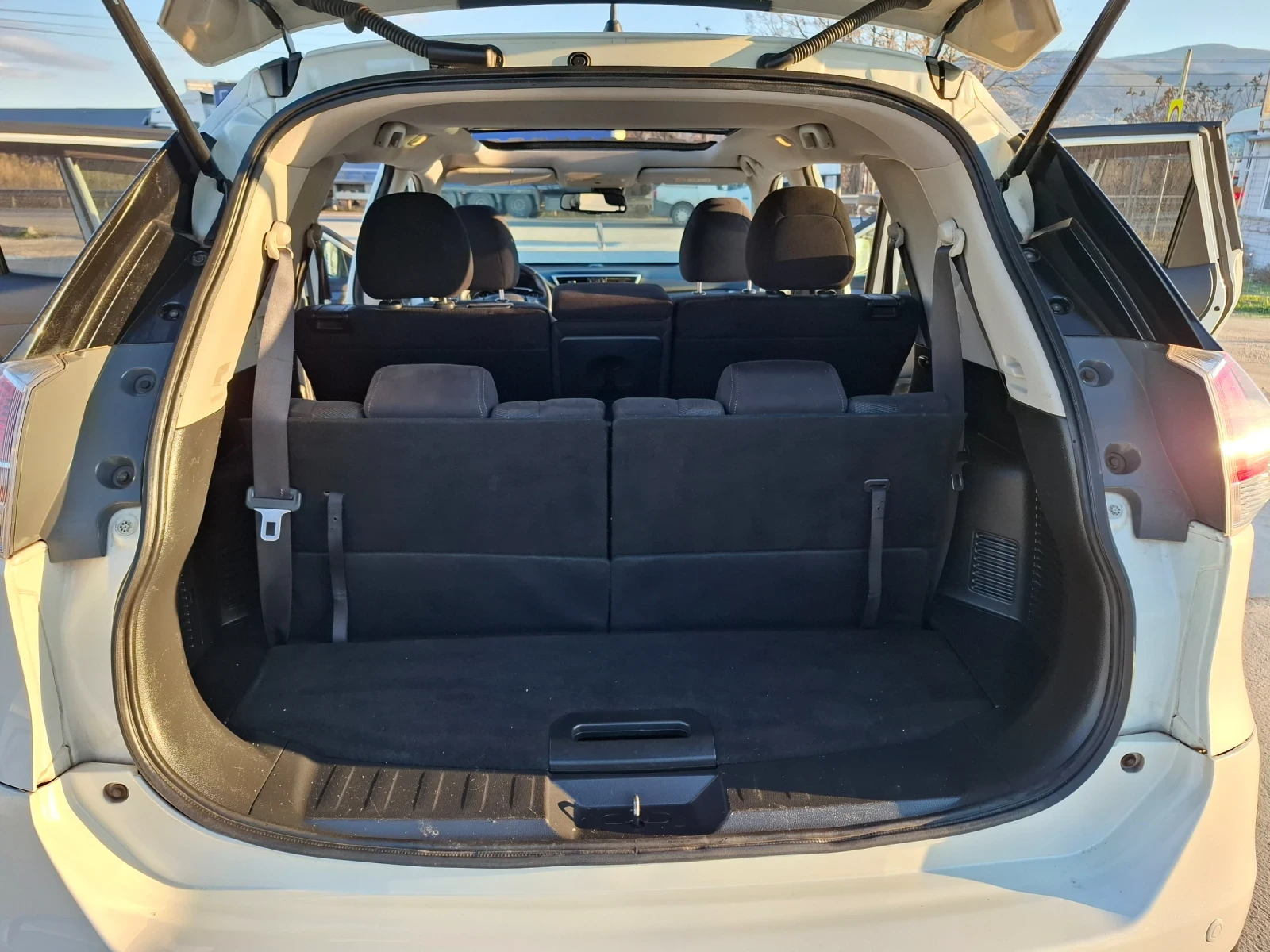 Nissan X-trail 7 Места Панорама  | Mobile.bg — изображение 15