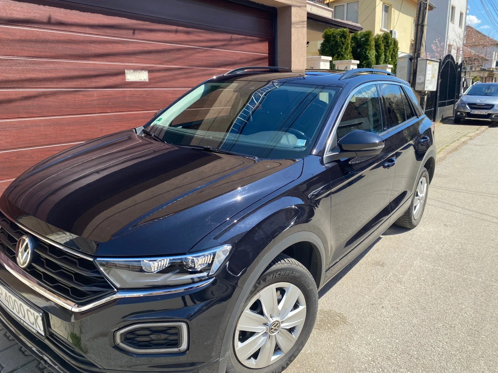 VW T-Roc, снимка 2 - Автомобили и джипове - 54685518