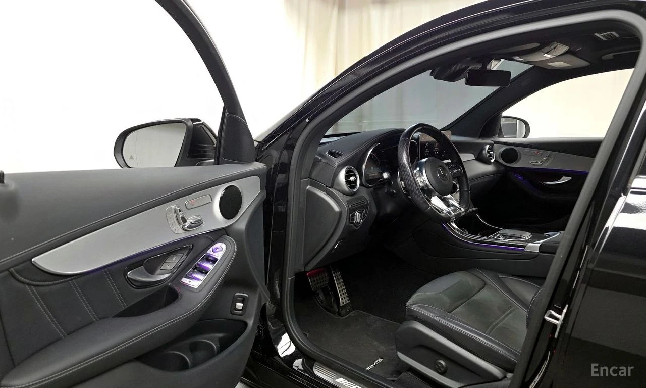 Mercedes-Benz GLC 63 AMG COUPE* S* 4MATIC+ * ПОДГРЕВ* НАВИГАЦИЯ* 360 КАМЕРА, снимка 5 - Автомобили и джипове - 54764202