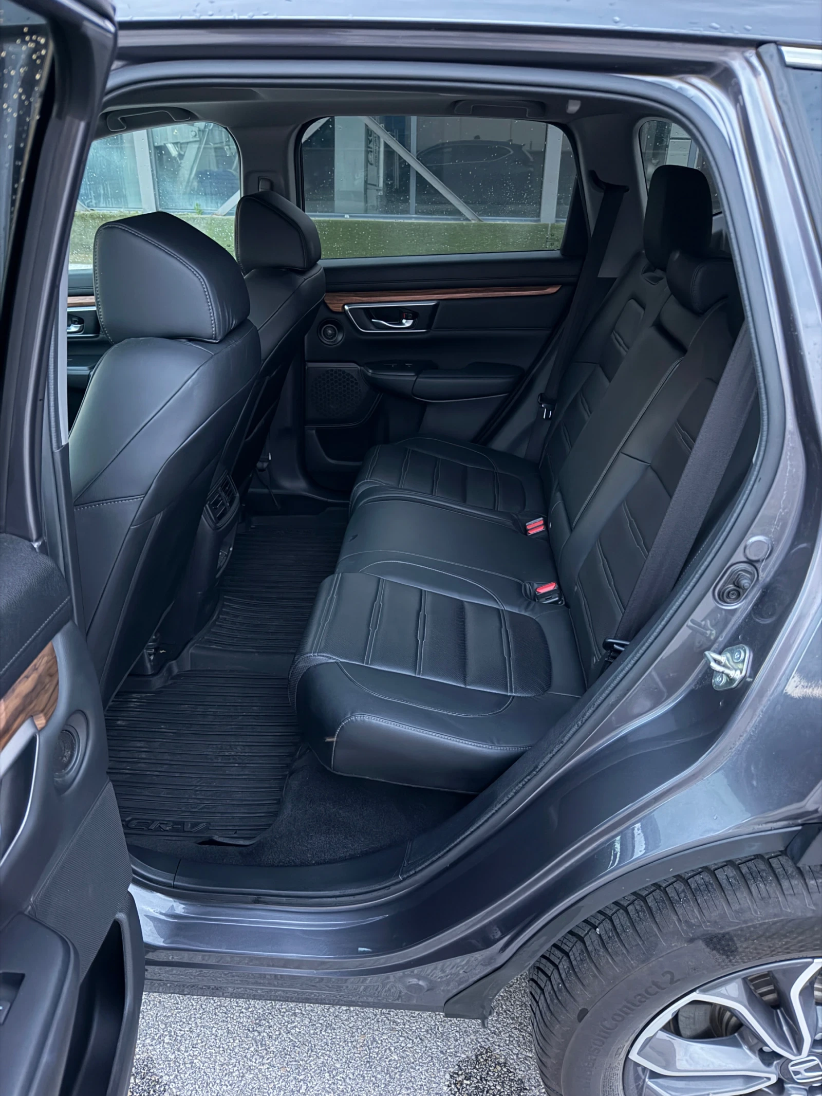 Honda Cr-v 1.5T, снимка 12 - Автомобили и джипове - 54847559
