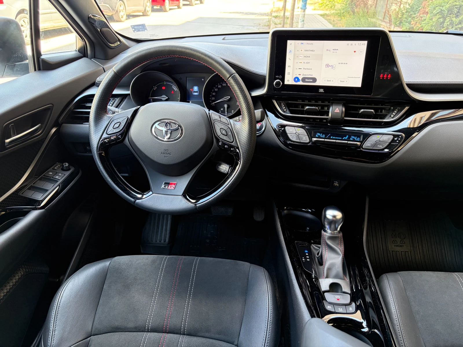 Toyota C-HR 2.0 HSD GR Sport- � �������� | Mobile.bg � ����������� 8