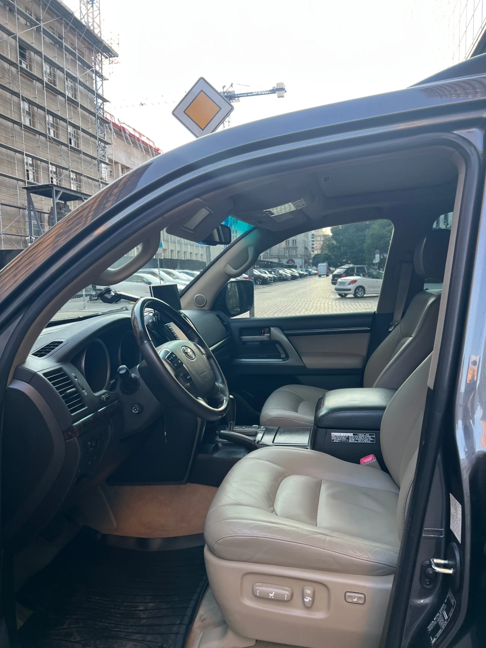 Toyota Land cruiser 200 1 СОБСТВЕНИК, снимка 7 - Автомобили и джипове - 55703949