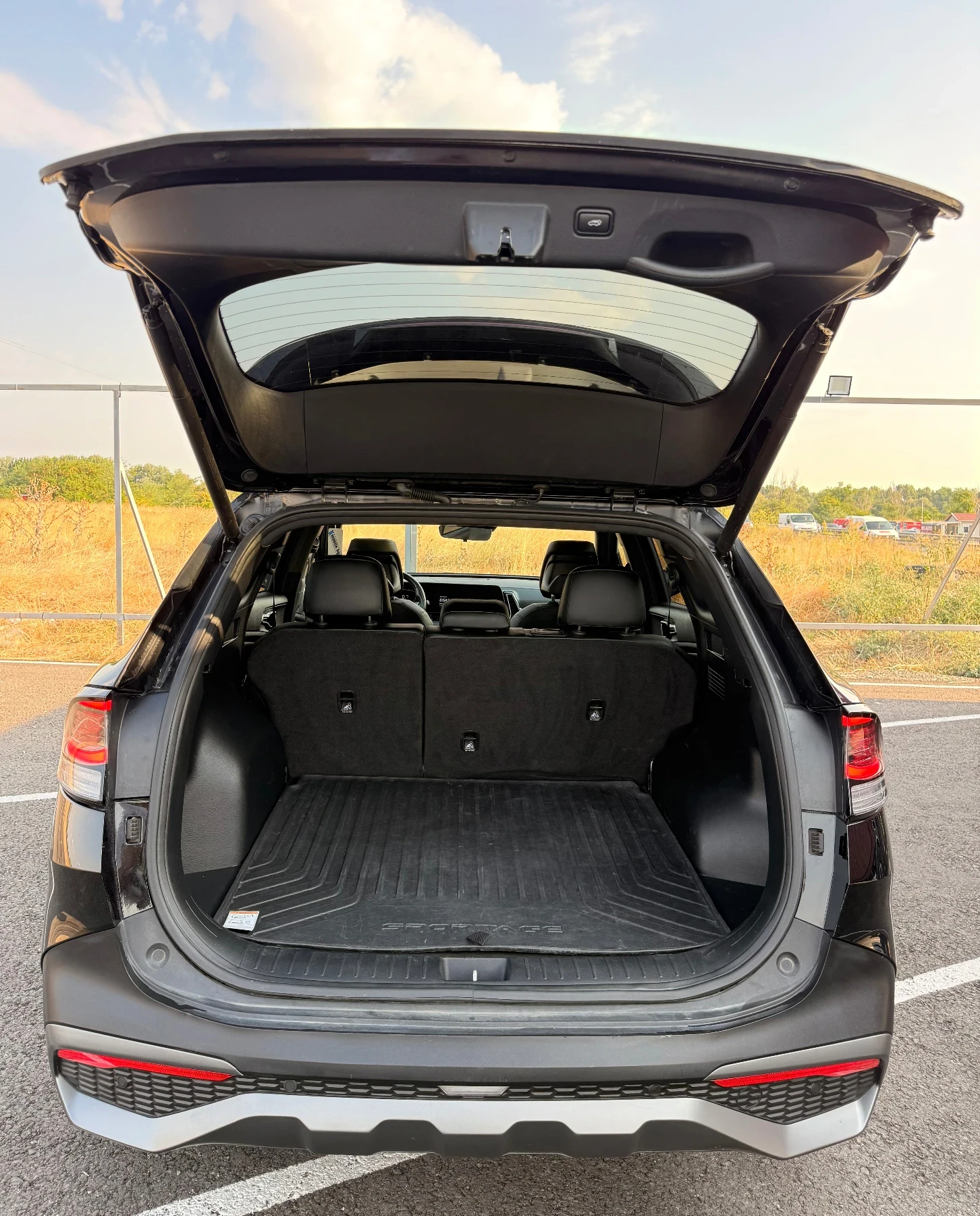 Kia Sportage X-LINE 4x4 AWD | БЕЗУПРЕЧНА| ГОТОВА ЗА РЕГИСТРАЦИЯ, снимка 5 - Автомобили и джипове - 55783774