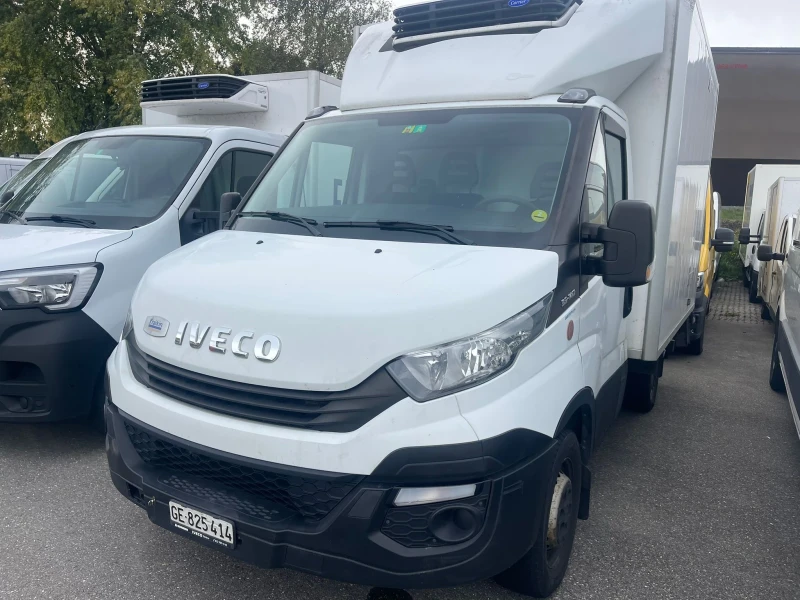 Iveco Daily 35s14 * ШВЕЙЦАРИЯ* ХЛАДИЛЕН* ВРАТИ+ БОРД* КЛИМАТИК, снимка 1 - Бусове и автобуси - 47498271