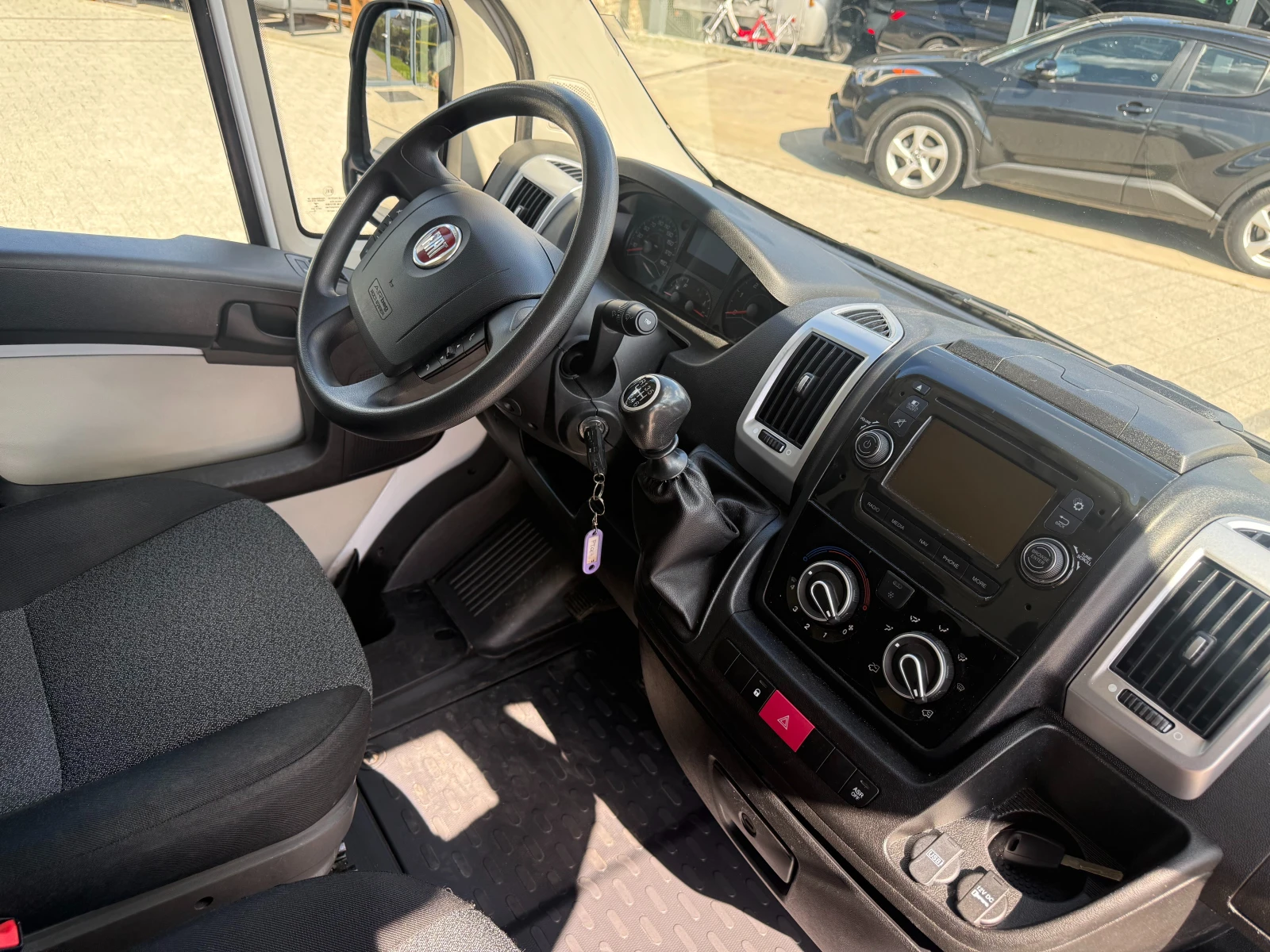 Fiat Ducato 2.3Multijet Хладилен+ Ток L2H1 Клима Euro 6B , снимка 10 - Бусове и автобуси - 55282621