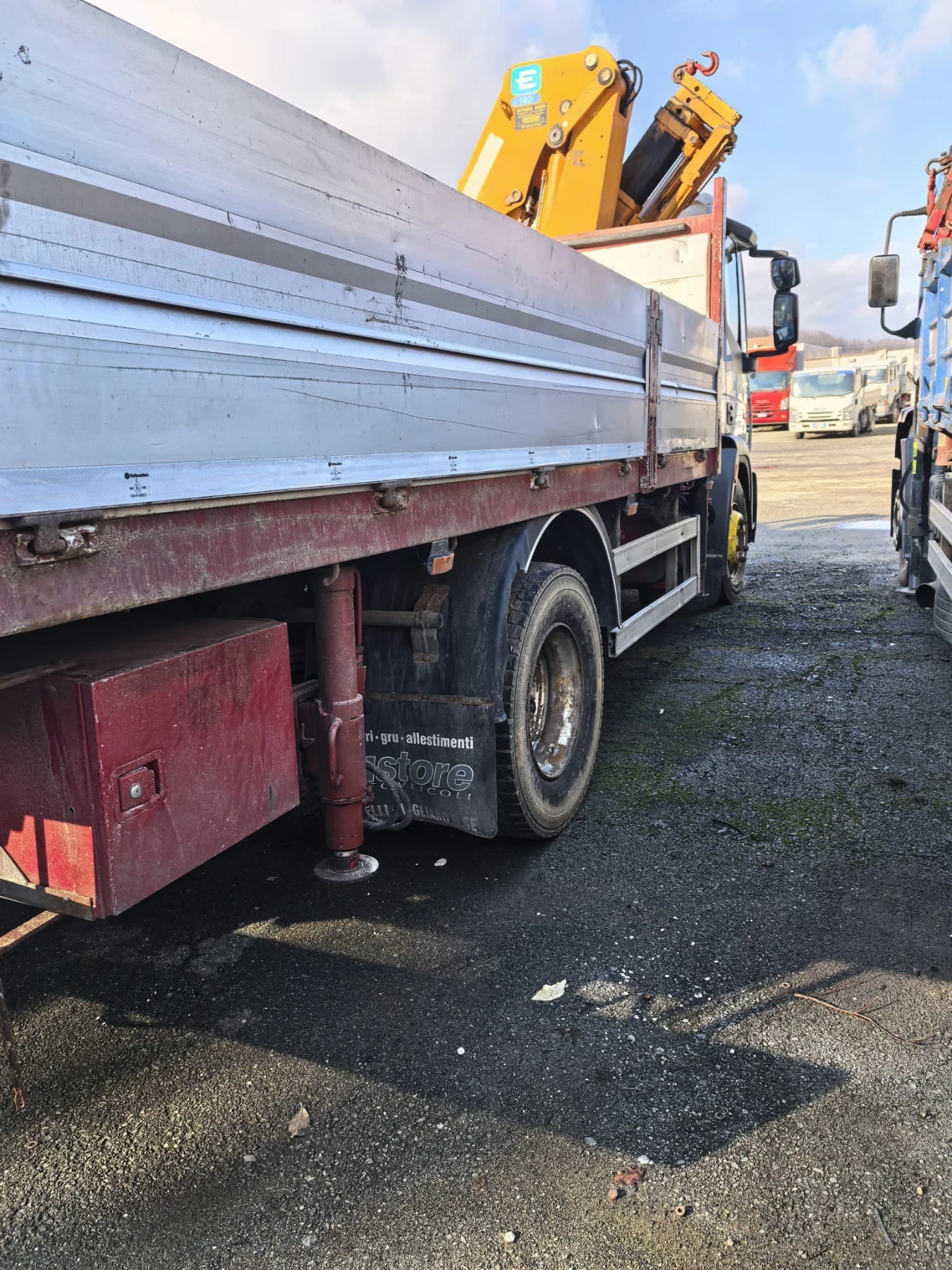 Iveco Eurocargo 12м.стрела/ euro5/ EFFER/ Италия/, снимка 12 - Камиони - 54002373