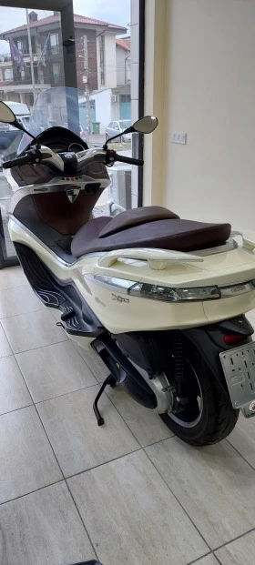 Обява за продажба на Piaggio X10  350cc ~3 999 лв. - изображение 8