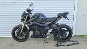 ������ Suzuki Gsr