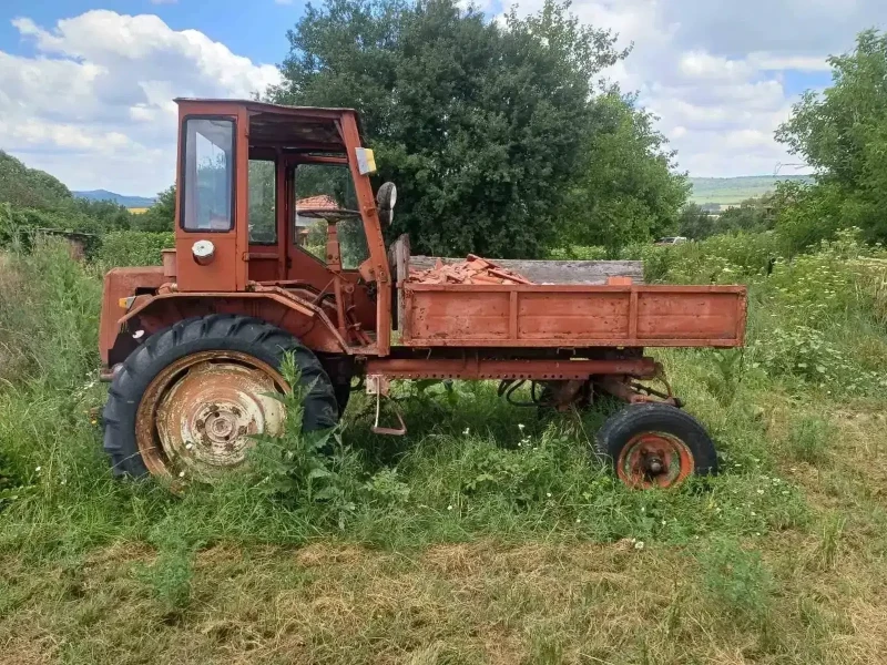 Трактор Владимировец T16