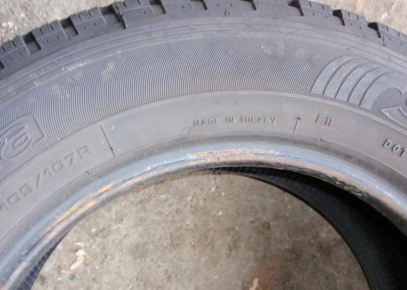 Гуми Летни 215/65R16, снимка 14 - Гуми и джанти - 6066176