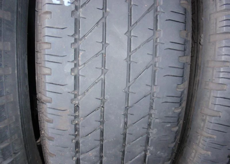 Гуми Летни 215/65R16, снимка 5 - Гуми и джанти - 6066176