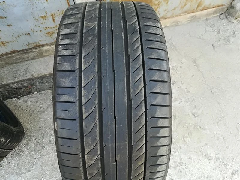 Гуми Летни 255/35R19, снимка 1 - Гуми и джанти - 21495636