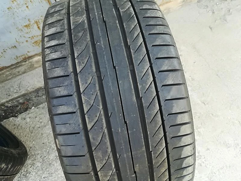 Гуми Летни 255/35R19, снимка 2 - Гуми и джанти - 21495636