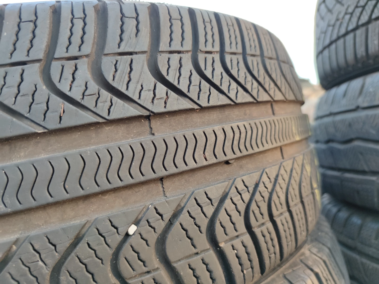  225/40R18 | Mobile.bg   3