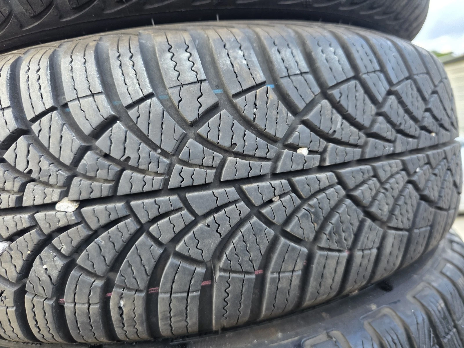 Гуми Зимни 175/65R14