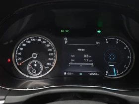 Genesis GV70 2.2 Automatic, снимка 10