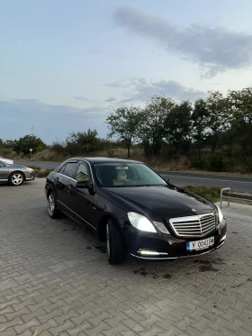 Mercedes-Benz E 220, снимка 3