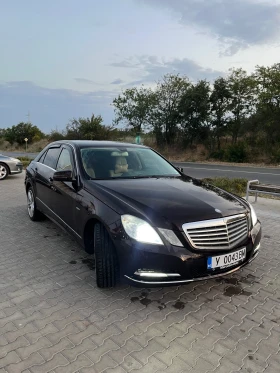 Mercedes-Benz E 220, снимка 2