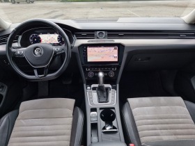 VW Passat 2.0TDI Hingline Digital Distr LED Панорама Кожа , снимка 9 - Автомобили и джипове - 45697030