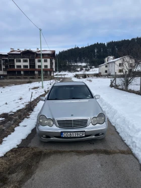 Mercedes-Benz C 200, снимка 1