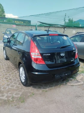 Hyundai I30 1.6   | Mobile.bg    4