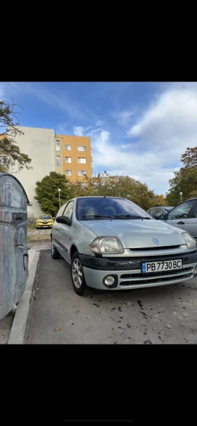 ������ Renault Clio