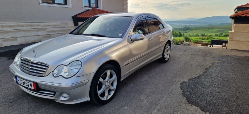 Mercedes-Benz C 220 C 220 CDI, снимка 3 - Автомобили и джипове - 46898511