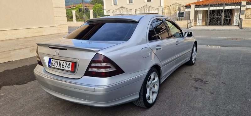 Mercedes-Benz C 220 C 220 CDI, снимка 11 - Автомобили и джипове - 46898511