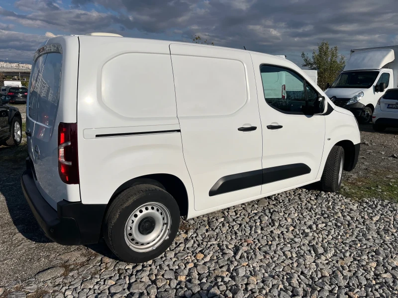 Opel Combo 1.6 HDI с Клима Лизинг Бартер, снимка 3 - Автомобили и джипове - 47559423