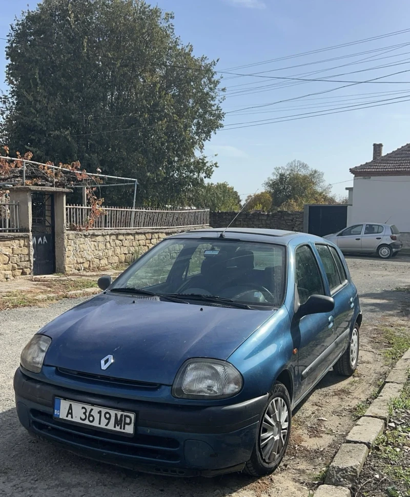 Renault Clio, снимка 1 - Автомобили и джипове - 47747796