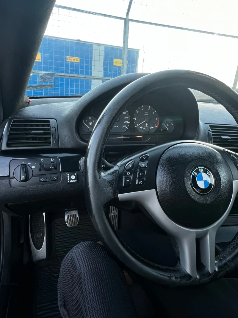 BMW 318, снимка 12 - Автомобили и джипове - 48381763