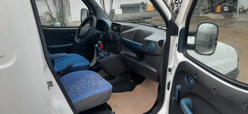 Fiat Doblo 1.9 JTD, снимка 6 - Автомобили и джипове - 48926989