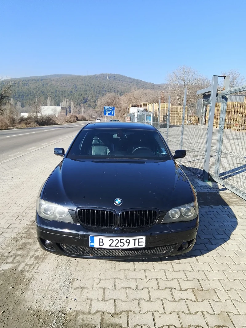 BMW 730 Facelift Alcantara, снимка 2 - Автомобили и джипове - 48802502