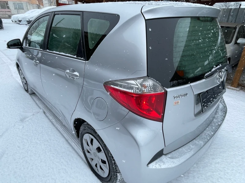 Toyota Verso S 1.3 i A/C, снимка 3 - Автомобили и джипове - 49189277