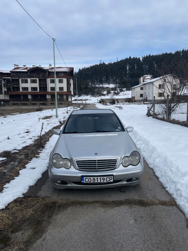 Mercedes-Benz C 200, снимка 1 - Автомобили и джипове - 49245553