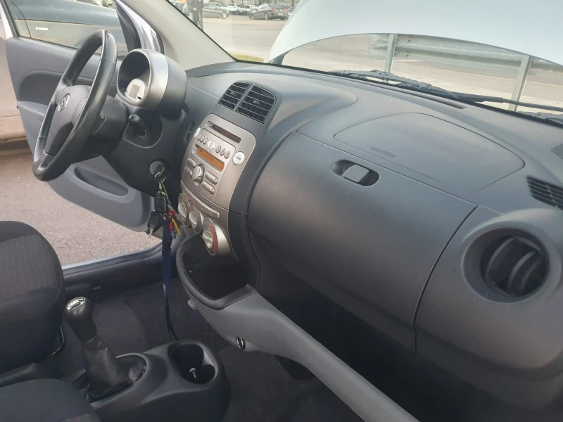 Daihatsu Sirion 1.3, снимка 15 - Автомобили и джипове - 49296103