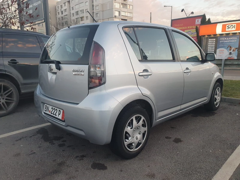 Daihatsu Sirion 1.3, снимка 4 - Автомобили и джипове - 49296103