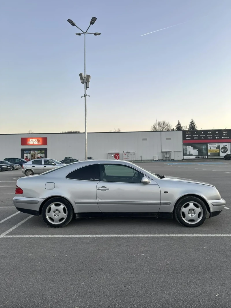 Mercedes-Benz CLK, снимка 3 - Автомобили и джипове - 49362750