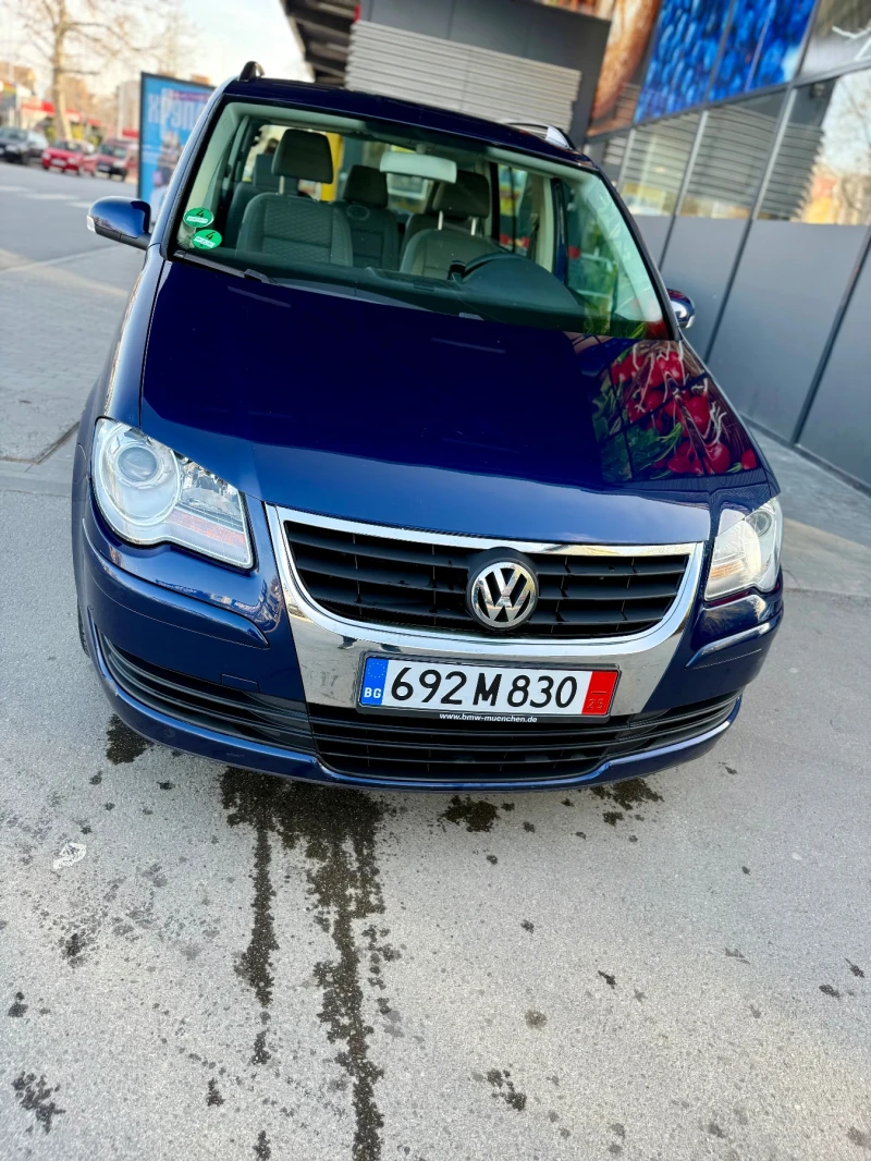 VW Touran, снимка 2 - Автомобили и джипове - 49556698