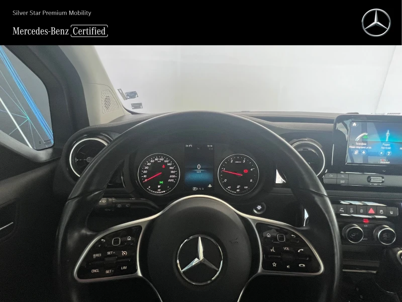 Mercedes-Benz T-класа 180d, снимка 10 - Автомобили и джипове - 50977966
