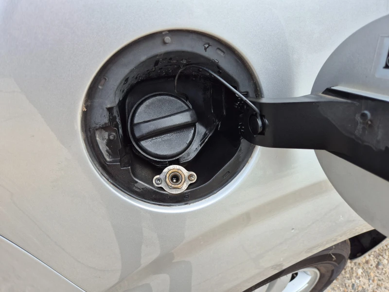 Chevrolet Aveo 1.2i-ГАЗ-Италия, снимка 10 - Автомобили и джипове - 52030110