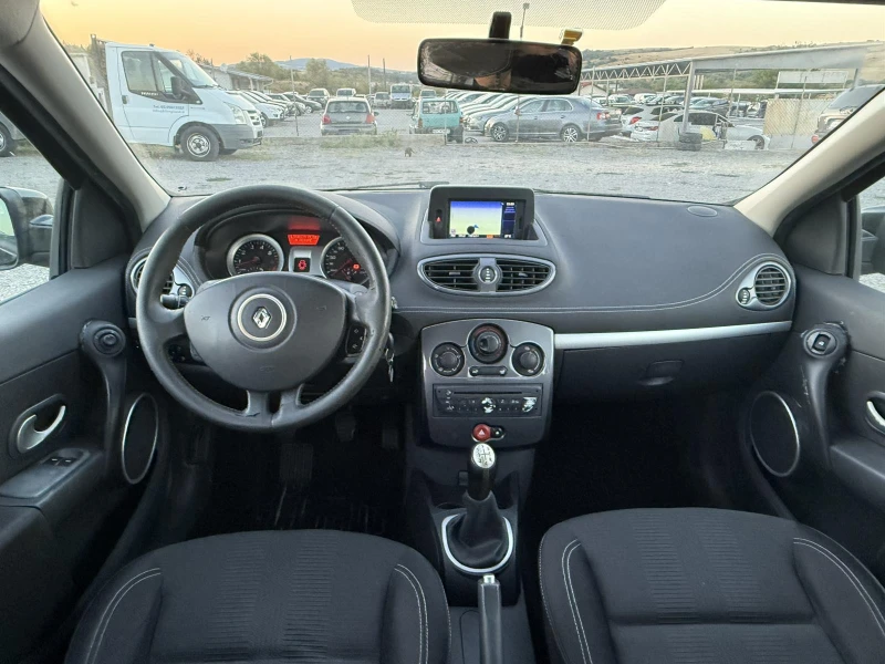 Renault Clio 1.2, снимка 10 - Автомобили и джипове - 52669525