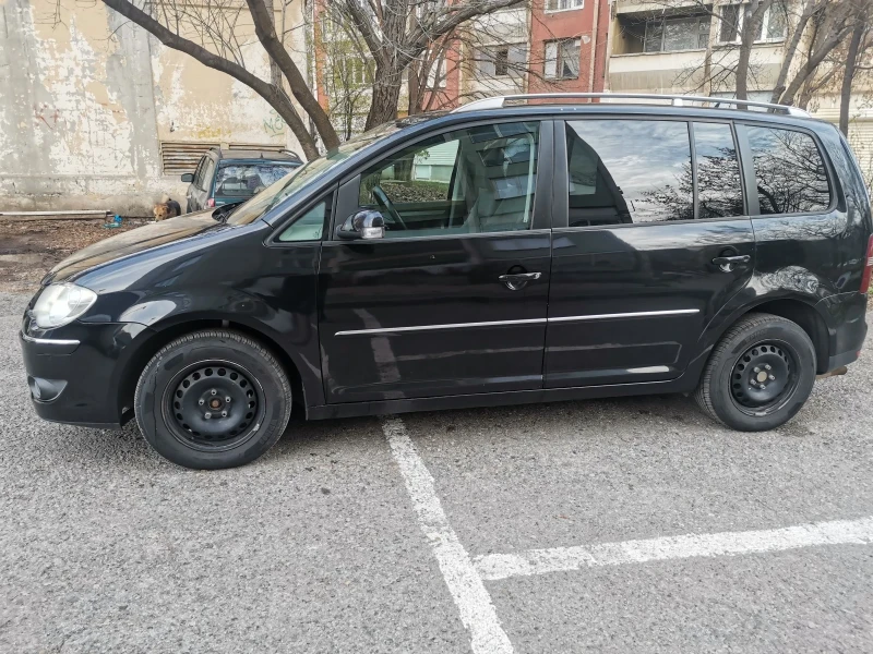 VW Touran Volkswagen Touran 1.4 метан, 7 мест. , снимка 3 - Автомобили и джипове - 52858435