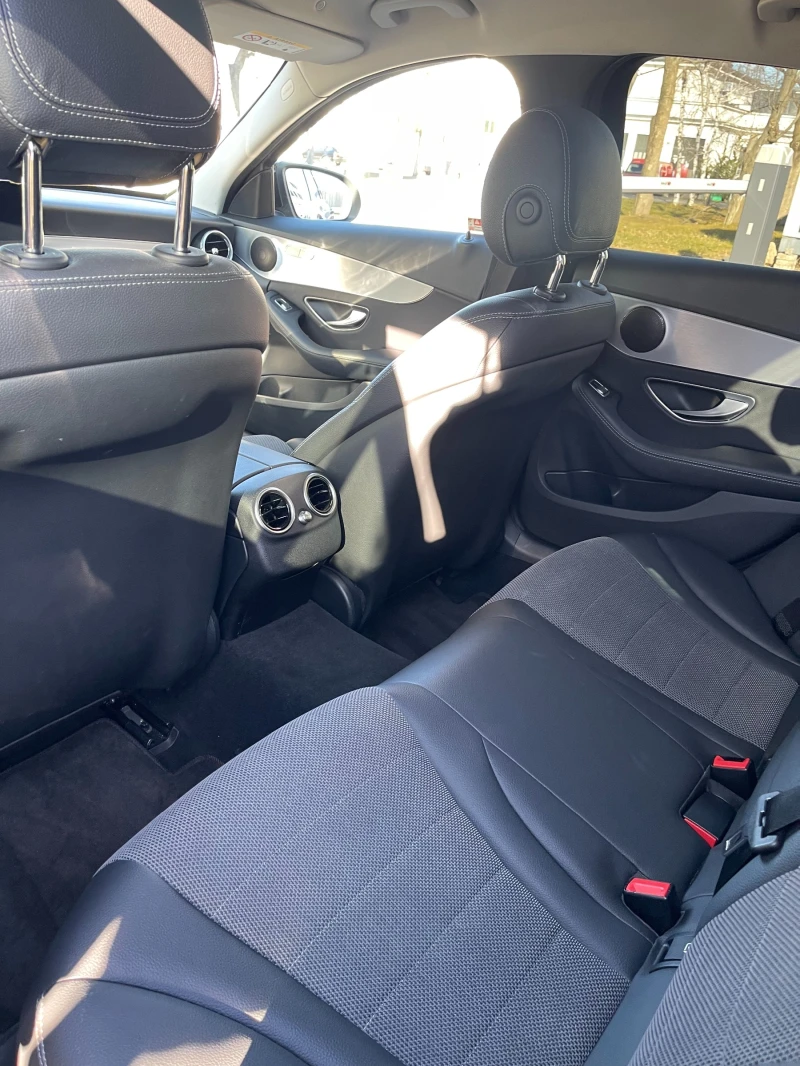 Mercedes-Benz C 180, снимка 5 - Автомобили и джипове - 52881887