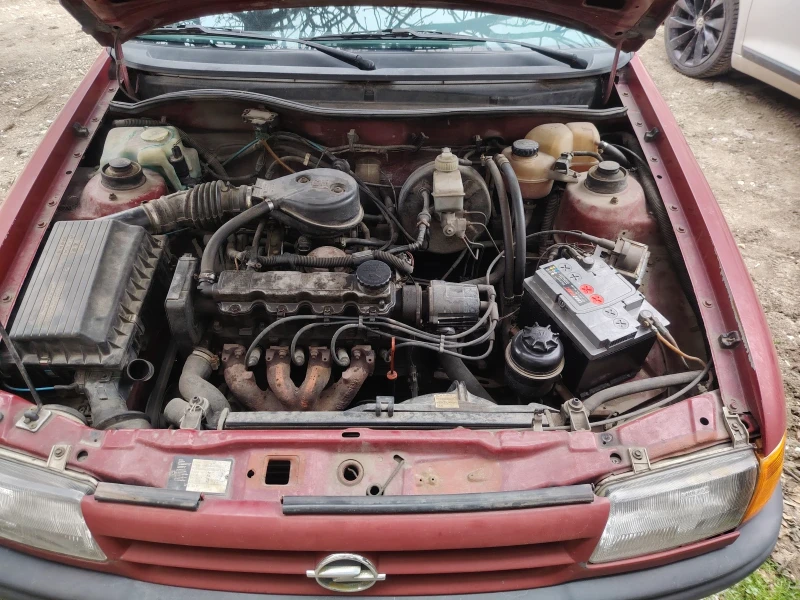 Opel Astra 1992, снимка 4 - Автомобили и джипове - 53178527