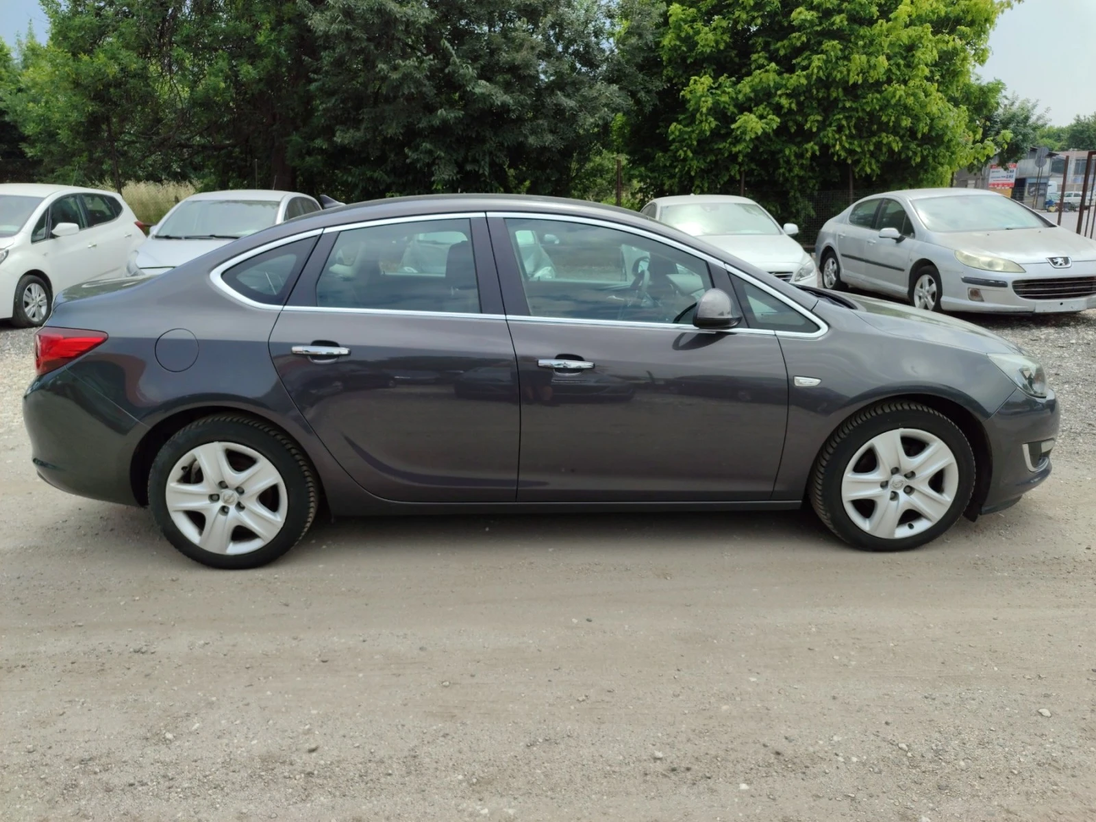 Opel Astra 1.7 CDTI - изображение 6