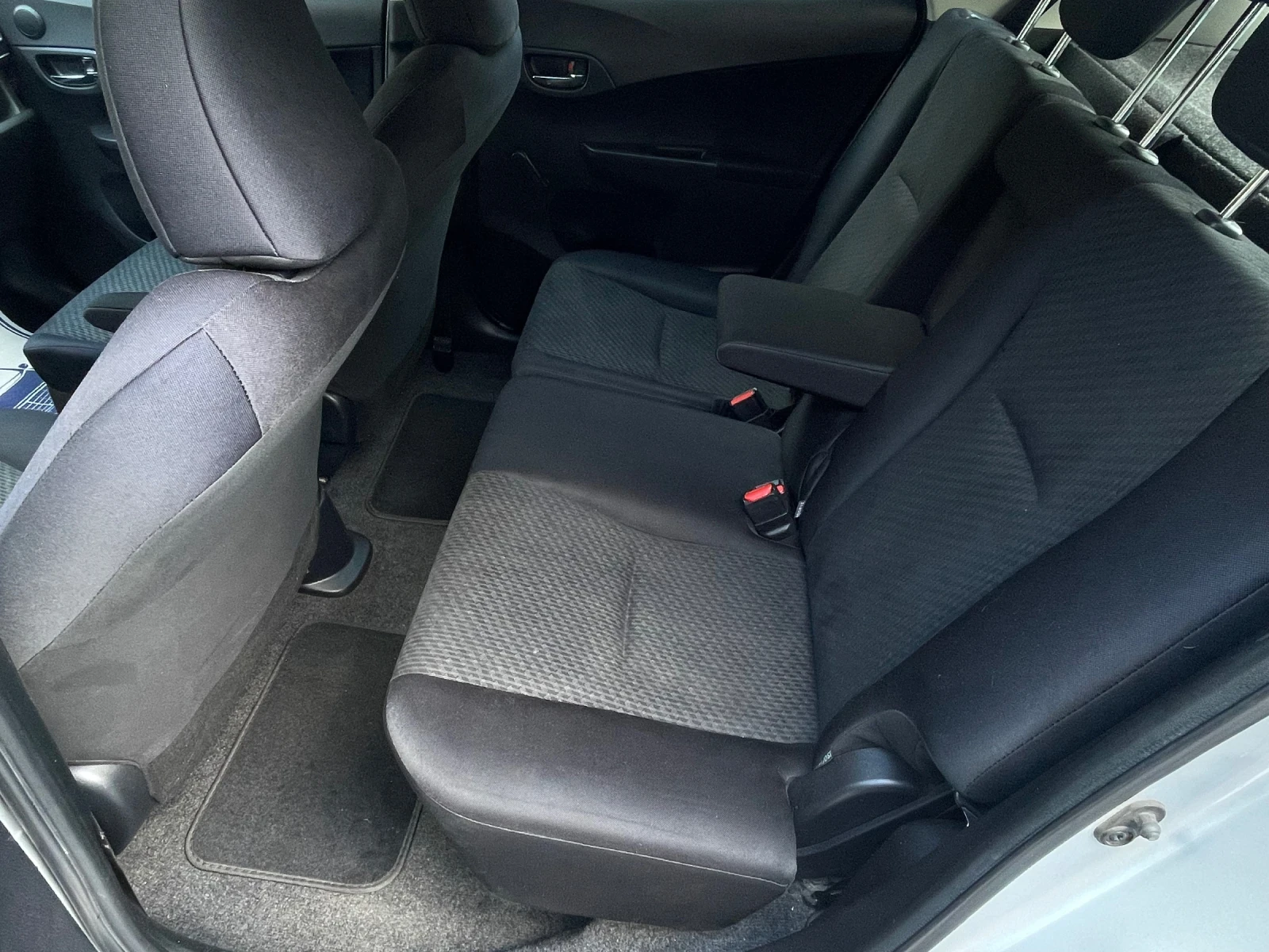 Toyota Verso S 1.3 i A/C - изображение 9