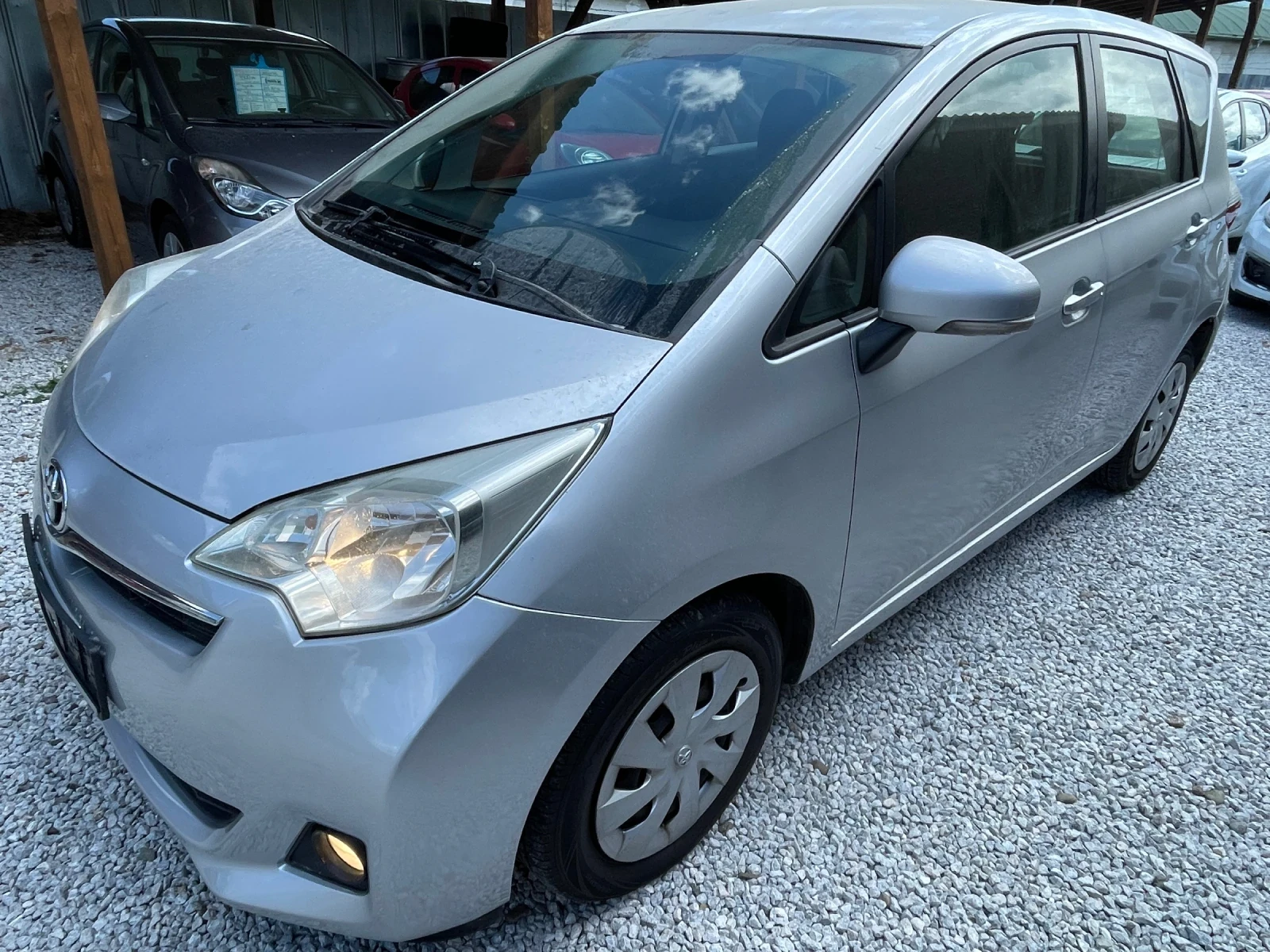 Toyota Verso S 1.3 i A/C - изображение 2